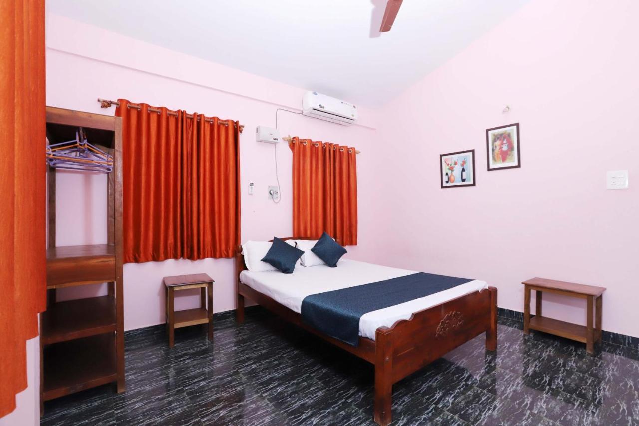 Morjim Sunset Hotel Exterior foto