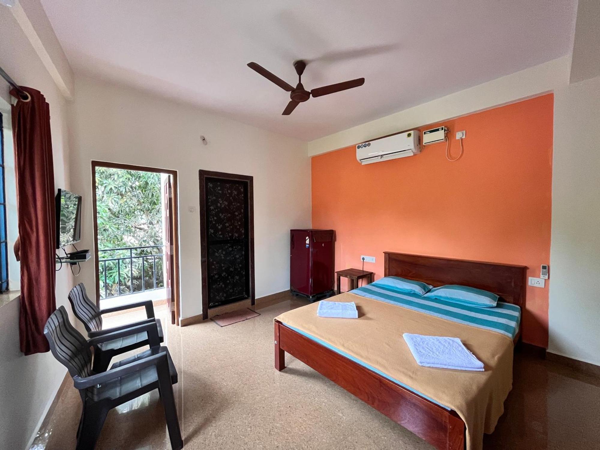 Morjim Sunset Hotel Exterior foto