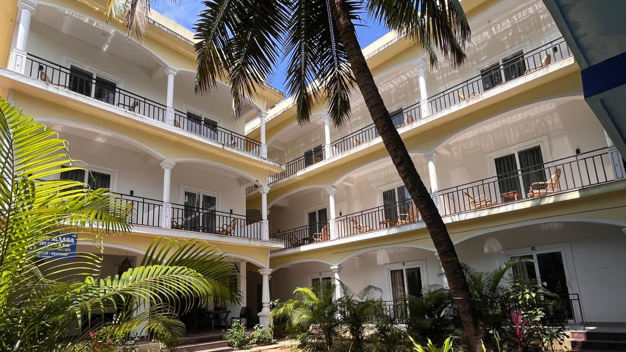 Morjim Sunset Hotel Exterior foto